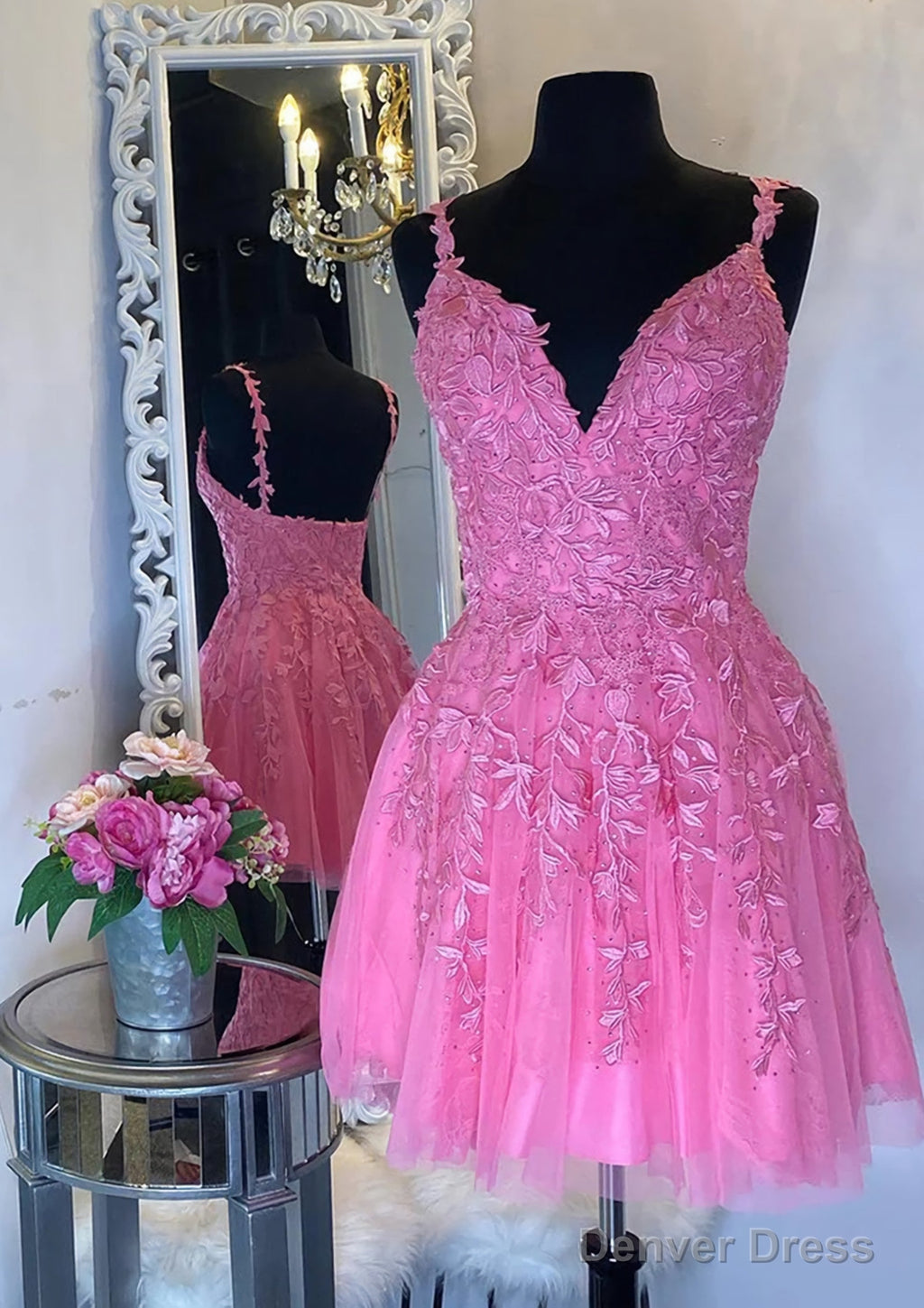 A Line V Neck Sleeveless Short Mini Tulle Homecoming Dresses with Appliqued Beading