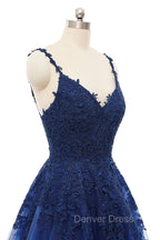 A-line V-neck Spaghetti strap Floor-length Sleeveless Backless Appliques Lace Elegant Prom Dresses