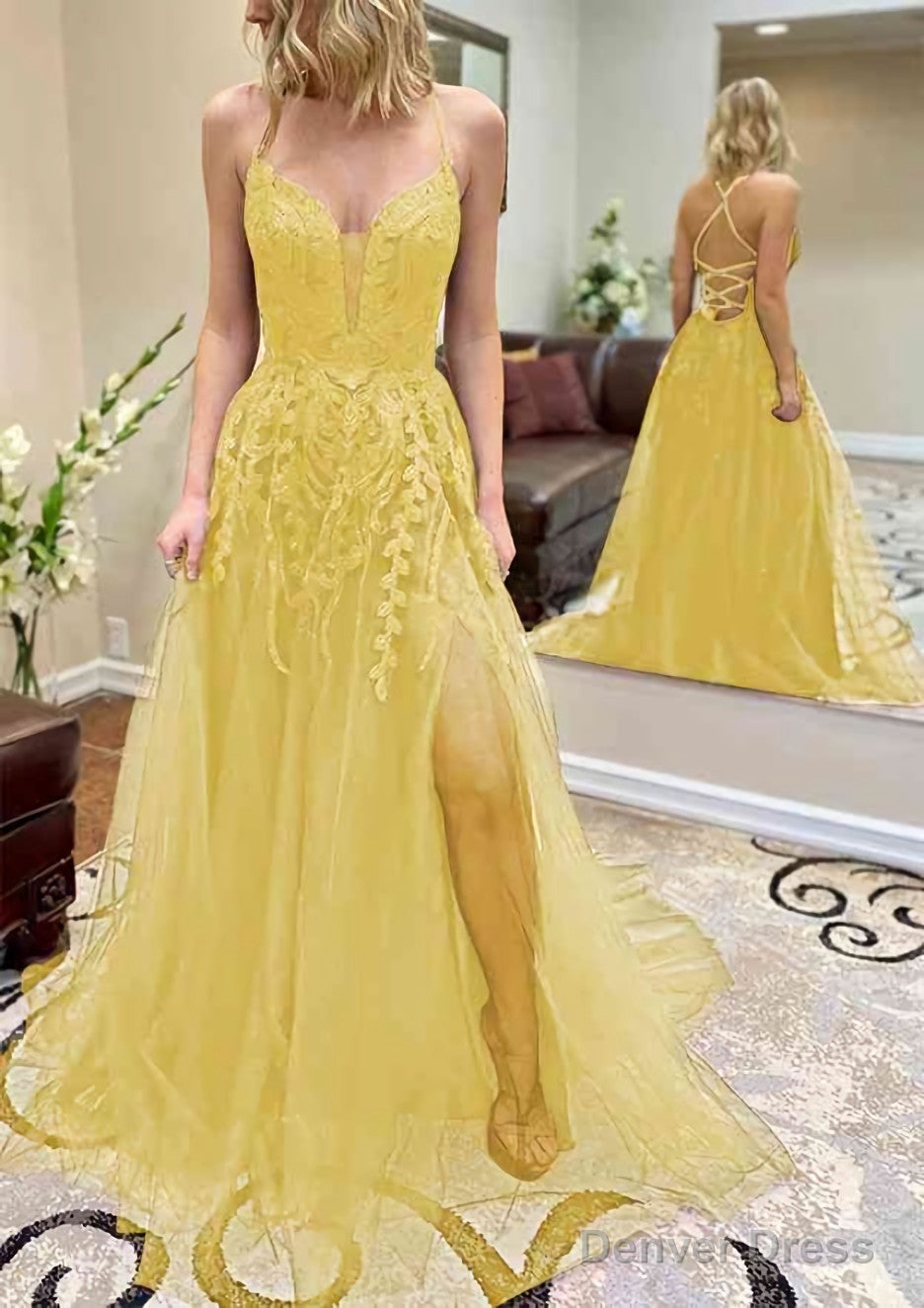 A Line V Neck Spaghetti Straps Chapel Train Tulle Prom Dresses With Split Appliqued