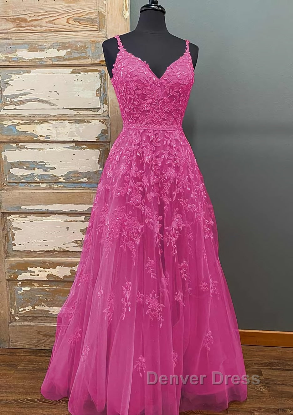 A-line V Neck Spaghetti Straps Long/Floor-Length Tulle Prom Dresses With Beading Lace Pockets Sequins