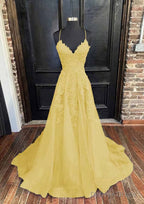 A Line V Neck Spaghetti Straps Sweep Train Tulle Prom Dresses With Appliqued