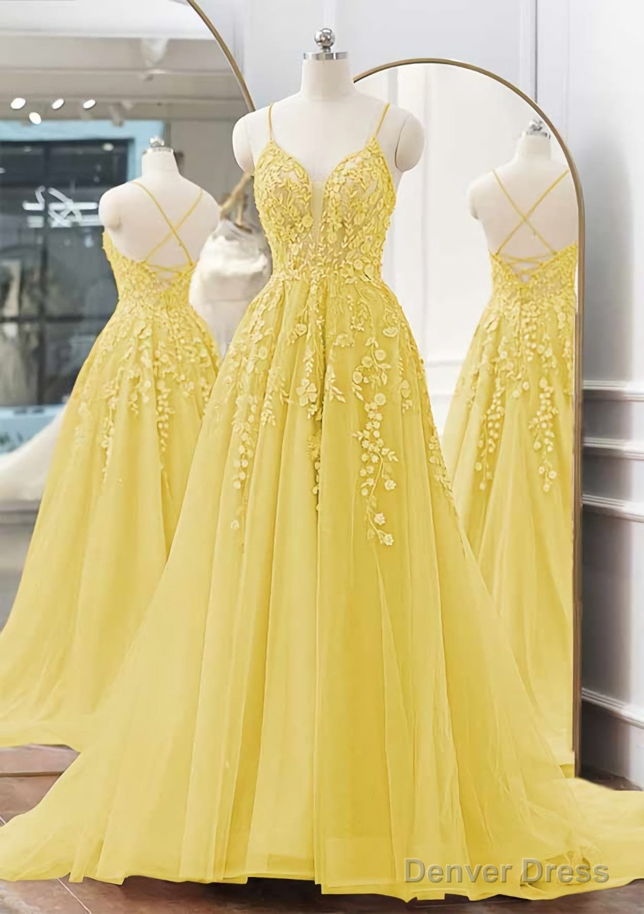 A Line V Neck Spaghetti Straps Sweep Train Tulle Prom Dresses With Appliqued Beading