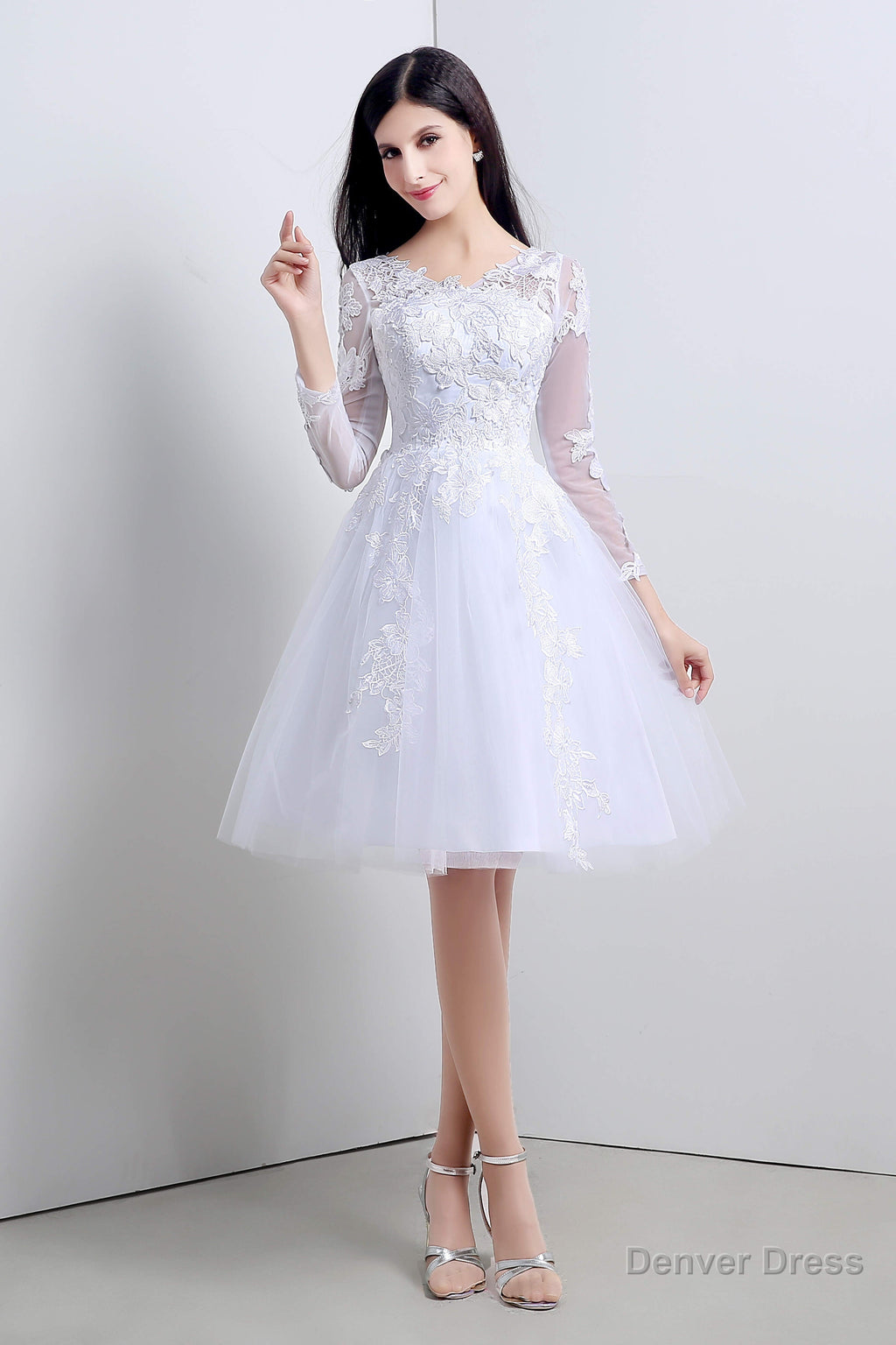A Line White Tulle Appliques Long Sleeve Homecoming Dresses