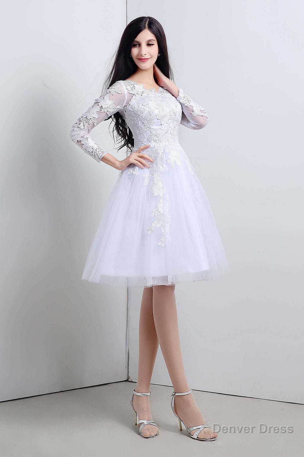 A Line White Tulle Appliques Long Sleeve Homecoming Dresses