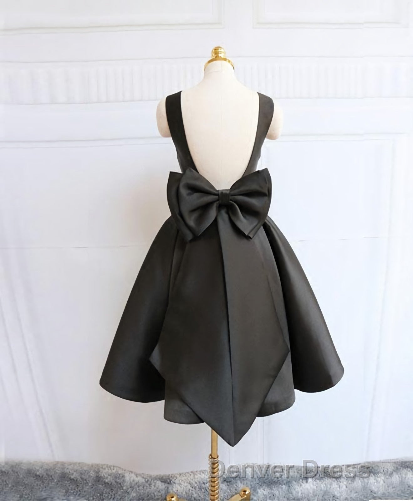 Cute A Line Satin Short Prom Dresses, With Bow Evenig Dresses
