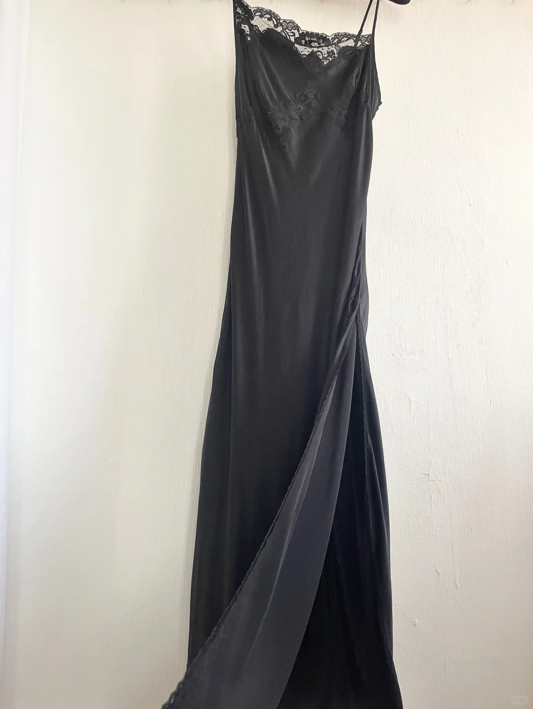 Simple A Line Spaghetti Strap Lace Satin Prom Dress Wedding Guest Dresses With Slit