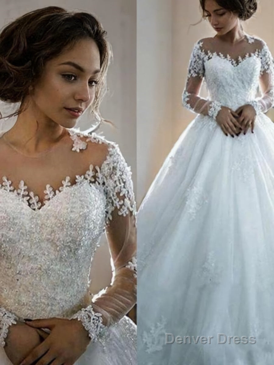 Ball Gowns Bateau Court Train Tulle Wedding Dresses With Appliques Lace
