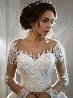 Ball Gowns Bateau Court Train Tulle Wedding Dresses With Appliques Lace