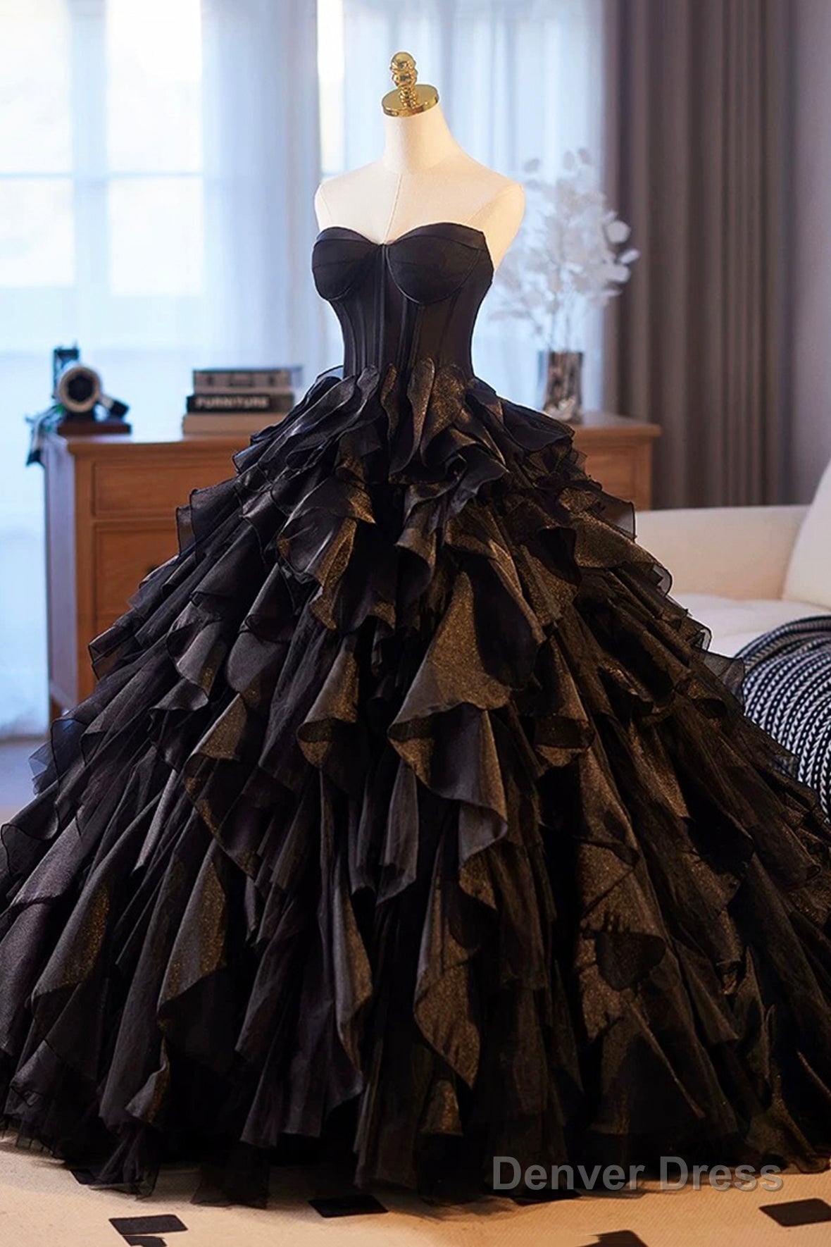 Ball Gown Black Layered Tulle Prom Dress, A-Line Strapless Long Evening Party Dress Secondary image