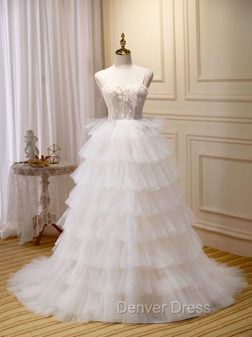 Ball-Gown/Princess Tulle White Long Prom Dresses With Beading Flower Cascading Ruffles Main image