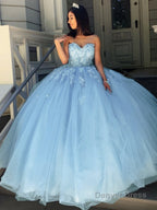 Ball Gowns Sweetheart Sweep Train Tulle Prom Dresses With Appliques Lace