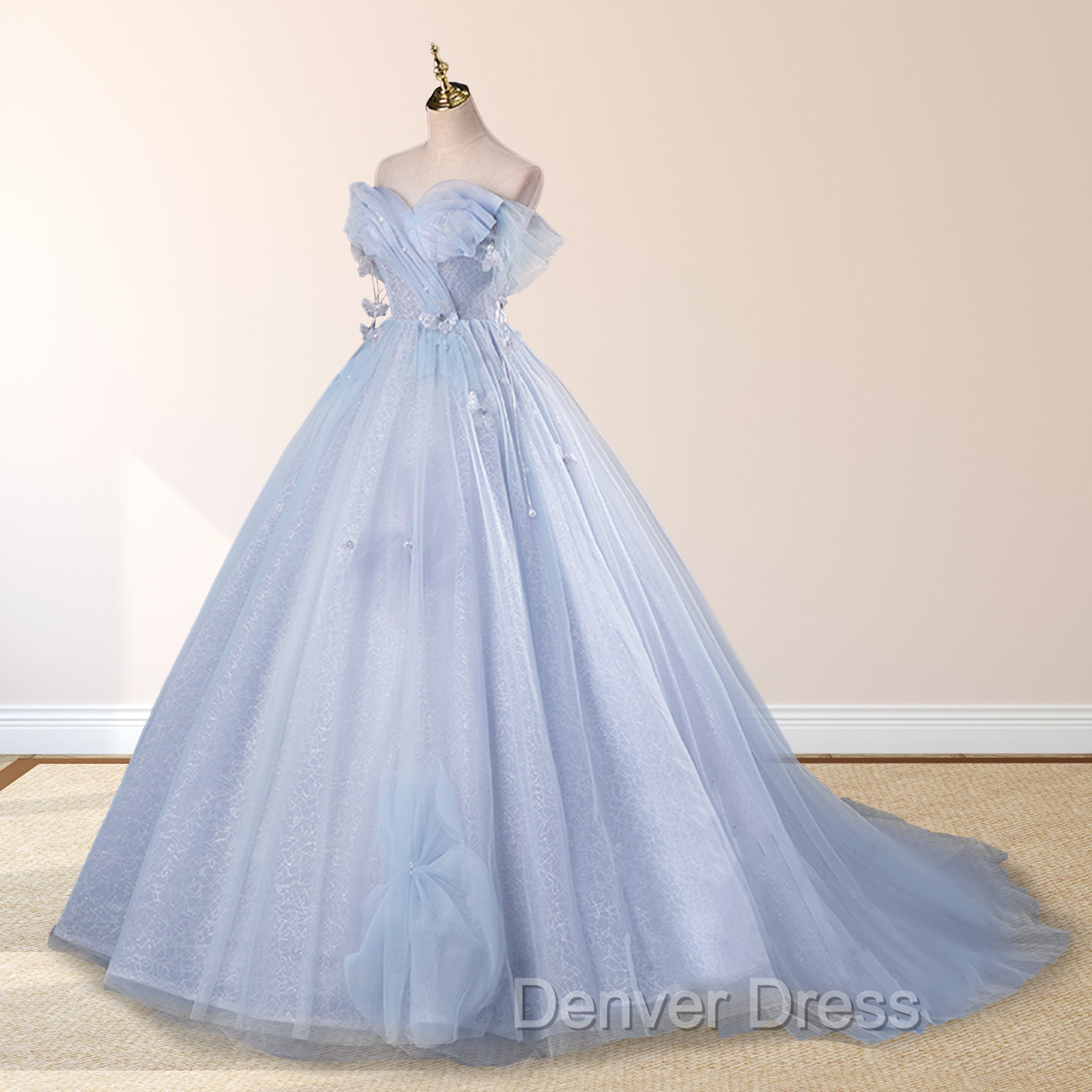 Ball-Gown Tulle Sweetheart Floor-Length Pearls Butterflies Quinceanera Dresses with Appliqued