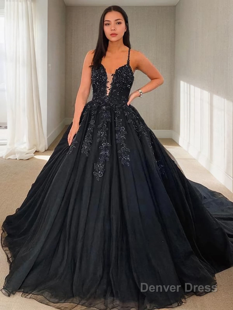 Ball Gowns V Neck Court Train Tulle Prom Dresses With Appliques Lace Main image