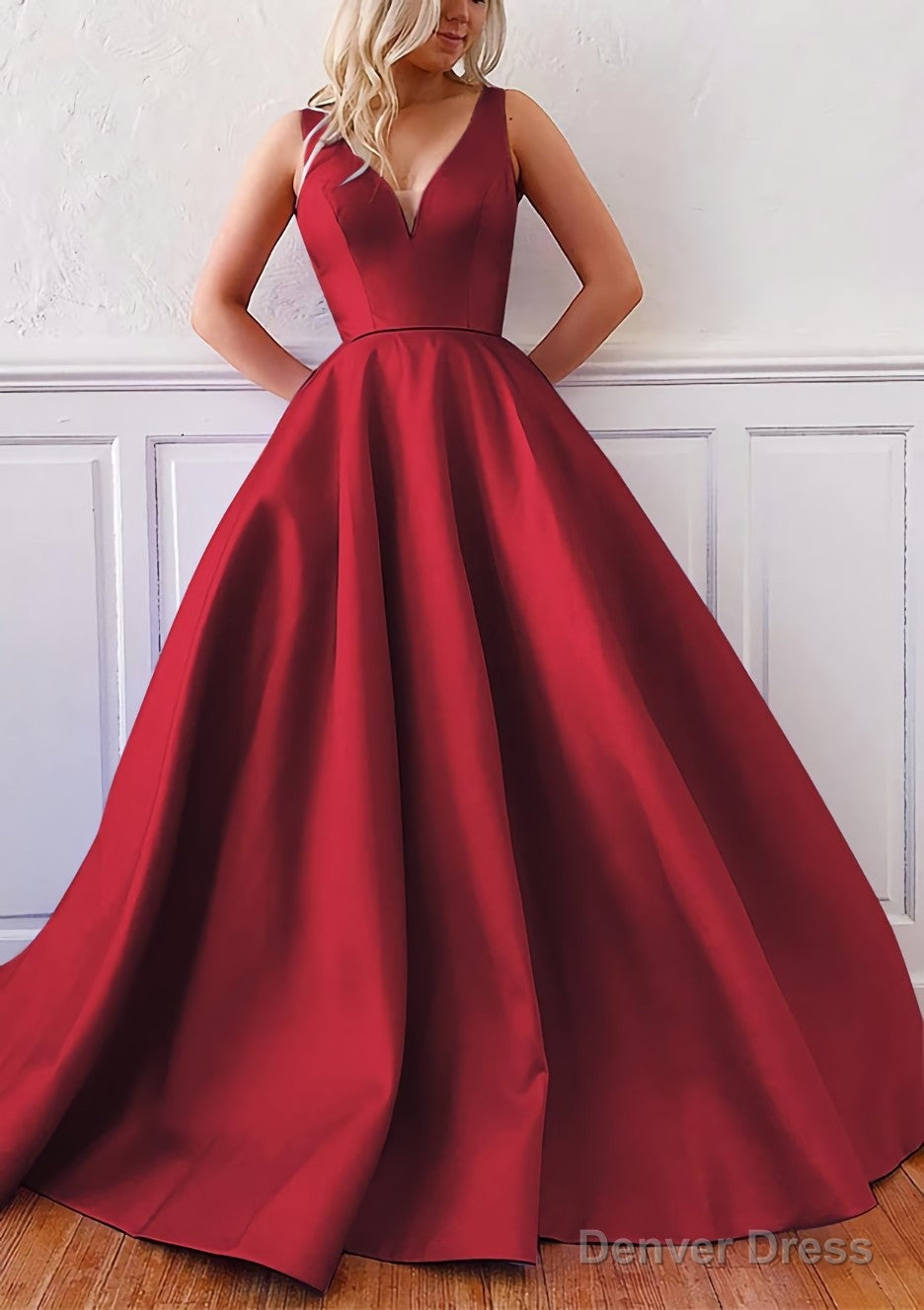 Ball Gowns V Neck Sleeveless Satin Sweep Train Prom Dresses