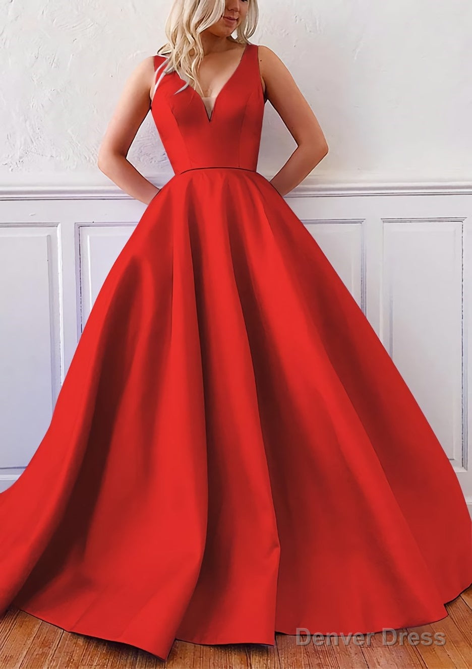 Ball Gowns V Neck Sleeveless Satin Sweep Train Prom Dresses