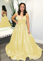 Ball Gowns V Neck Spaghetti Straps Sweep Train Satin Prom Dresses With Pockets Beading