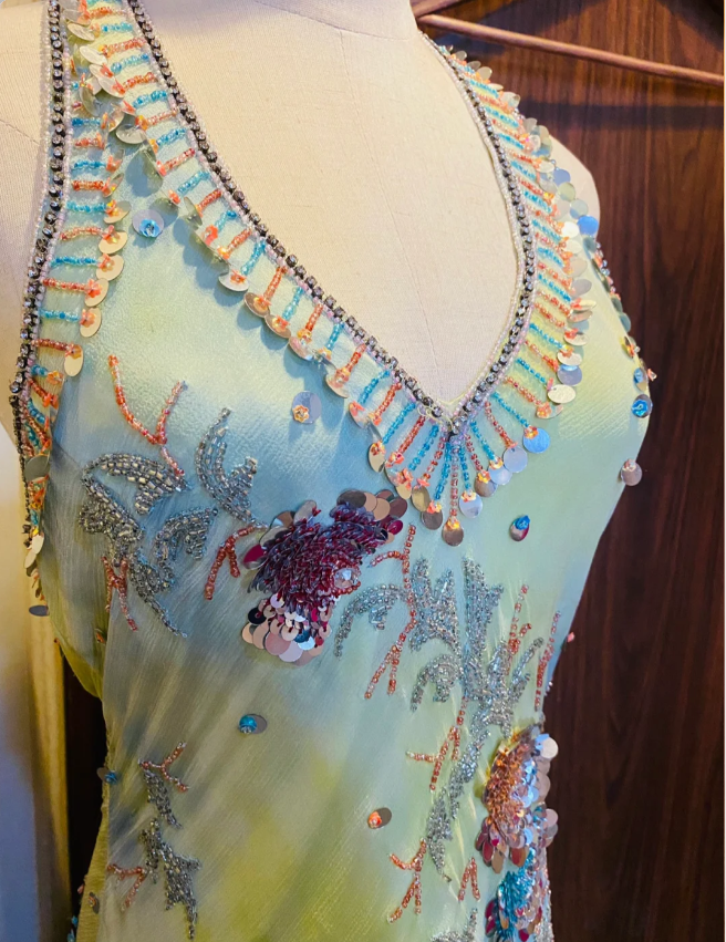 Beautiful Halter Neck Backless Sequined Beaded Chiffon Prom Dresses Evening Dresses