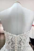 Beautiful Long A Line Strapless Tulle Ivory Wedding Dresses with Appliques Lace