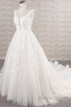 Beautiful Long A-line Tulle Lace Appliques Backless Wedding Dresses