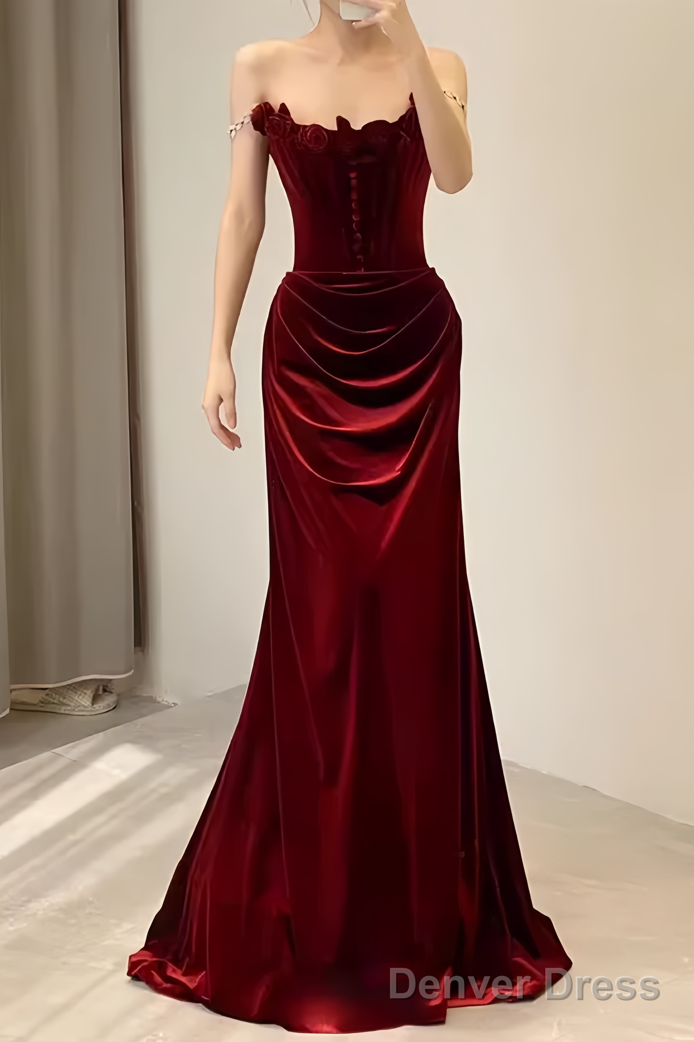 Beautiful Mermaid Strapless Red Velvet Long Prom Dresses