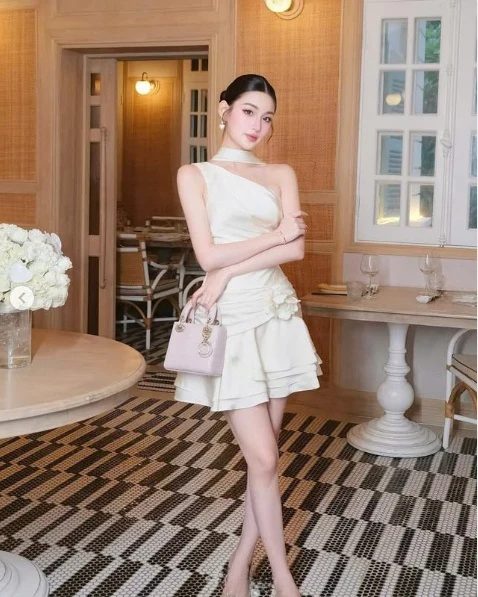 Beautiful One Shoulder Satin Pleated A Line Homecoming Dresses