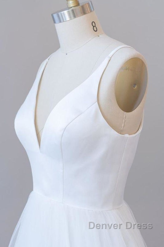 Beautiful V-neck Tulle A-line Wedding Dresses