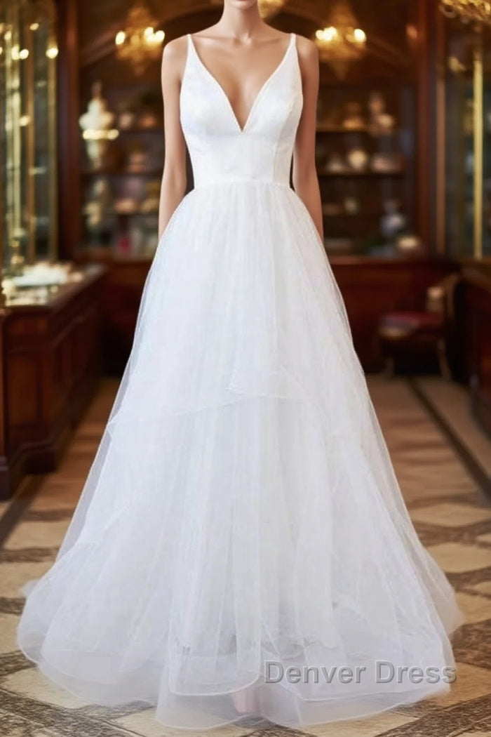 Beautiful V-neck Tulle A-line Wedding Dresses Main image