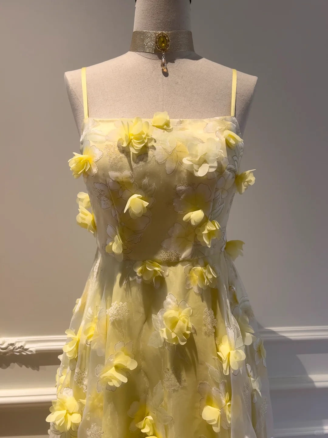 Beautiful Yellow A-Line Square Neck Strapless 3D Flower Mesh Long Prom Dresses