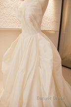 Beige Wedding Dress Strapless Sleeveless A Line Full Bridal Dresses Sophisticated Wedding Gowns With Train