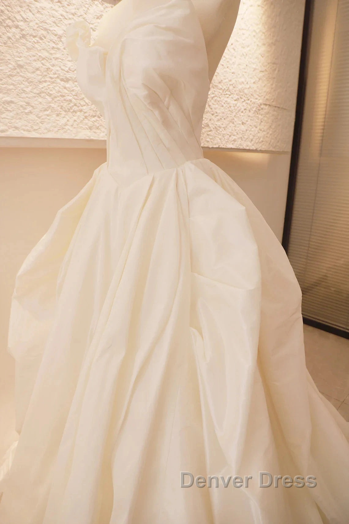 Beige Wedding Dress Strapless Sleeveless A Line Full Bridal Dresses Sophisticated Wedding Gowns With Train