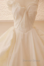 Beige Wedding Dress Strapless Sleeveless A Line Full Bridal Dresses Sophisticated Wedding Gowns With Train