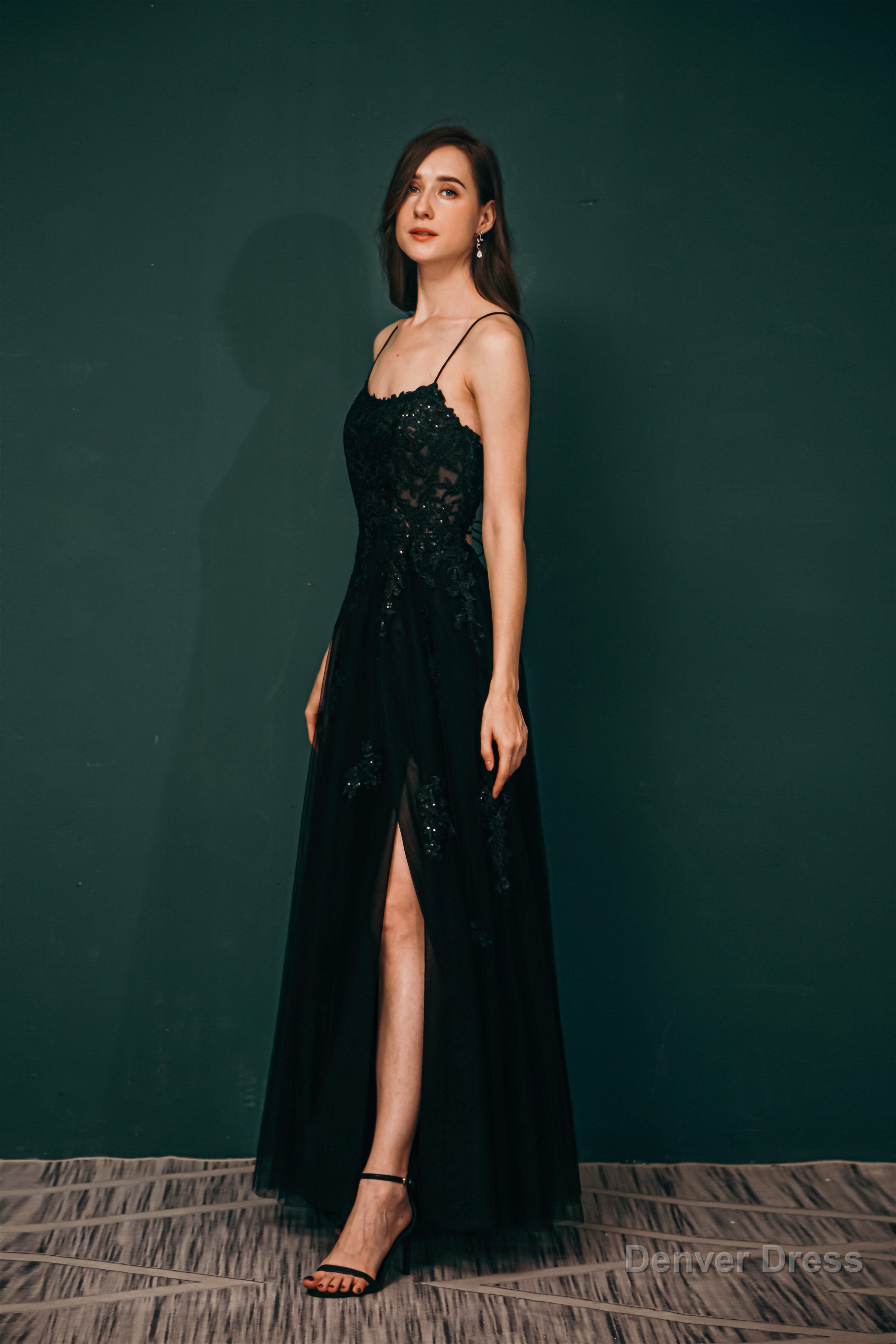 A Line Lace Appliques Long Prom Dresses