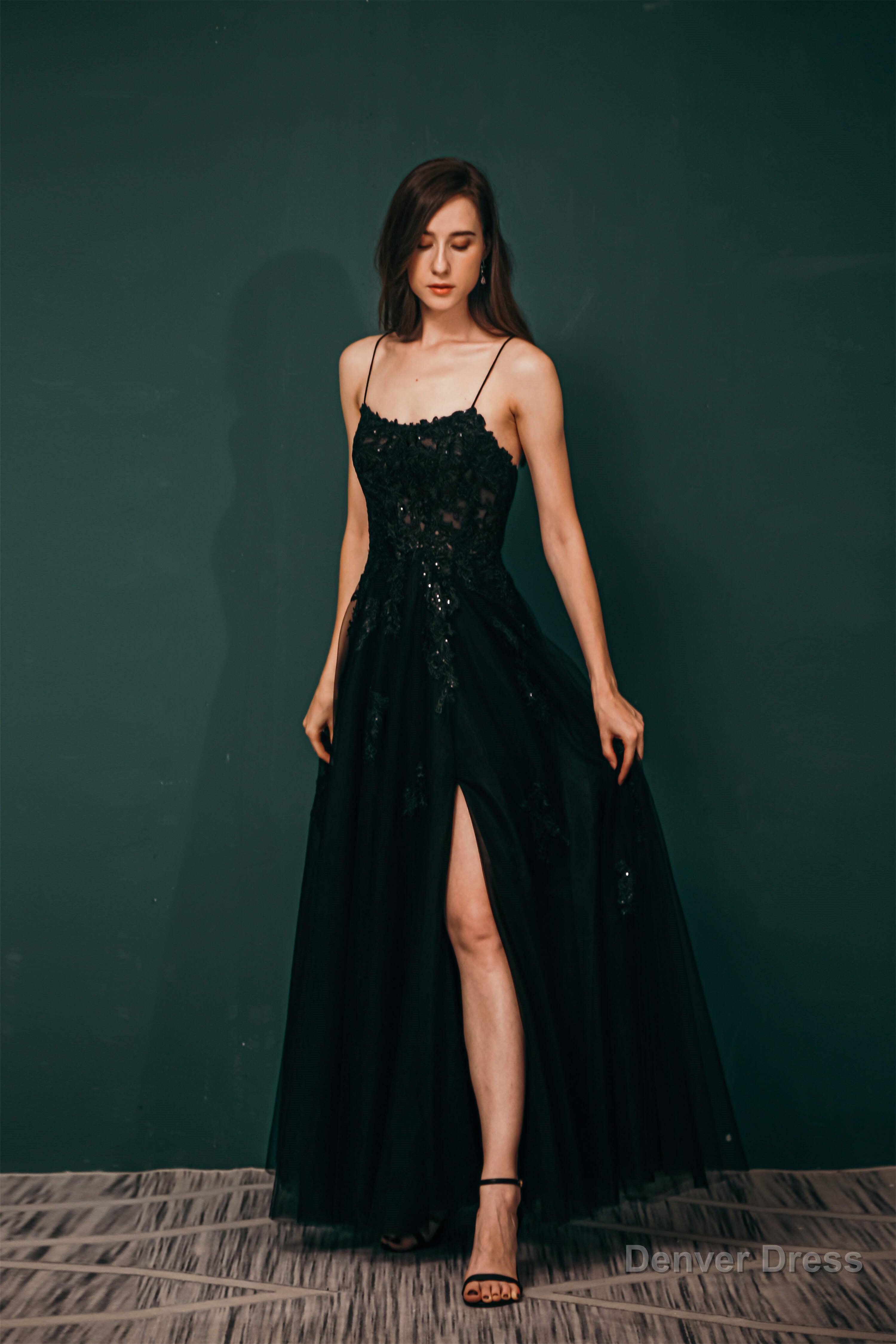 A Line Lace Appliques Long Prom Dresses