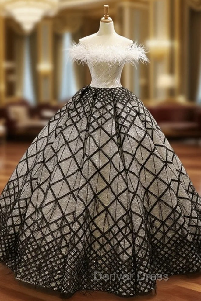 Black And White Ball Gown Off The Shoulder Lace Beading Haute Couture Prom Dresses With Feather Main image