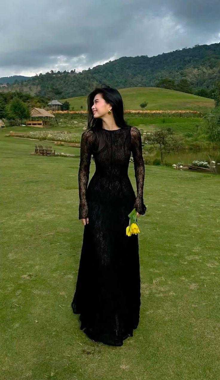 Black Lace Sexy A Line Long Sleeve Prom Dress Prom Gowns Main image