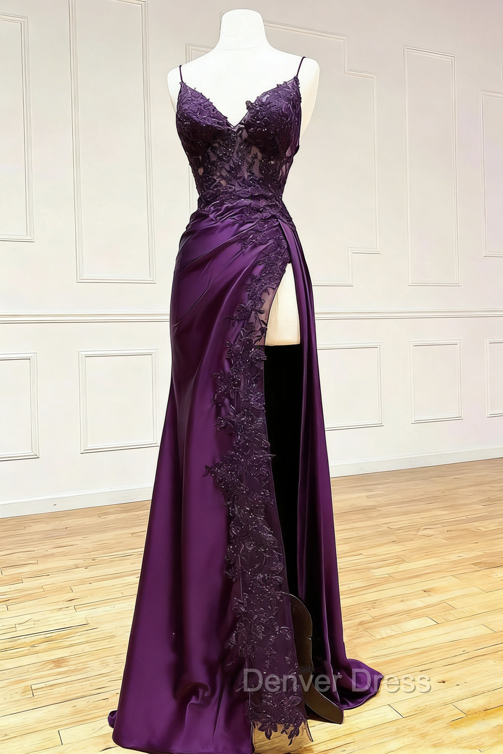 Black Lace V-Neck Long Prom Dress with Slit Birthday Outfits