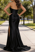 Black Mermaid Sweetheart Corset Long Prom Dresses with Slit