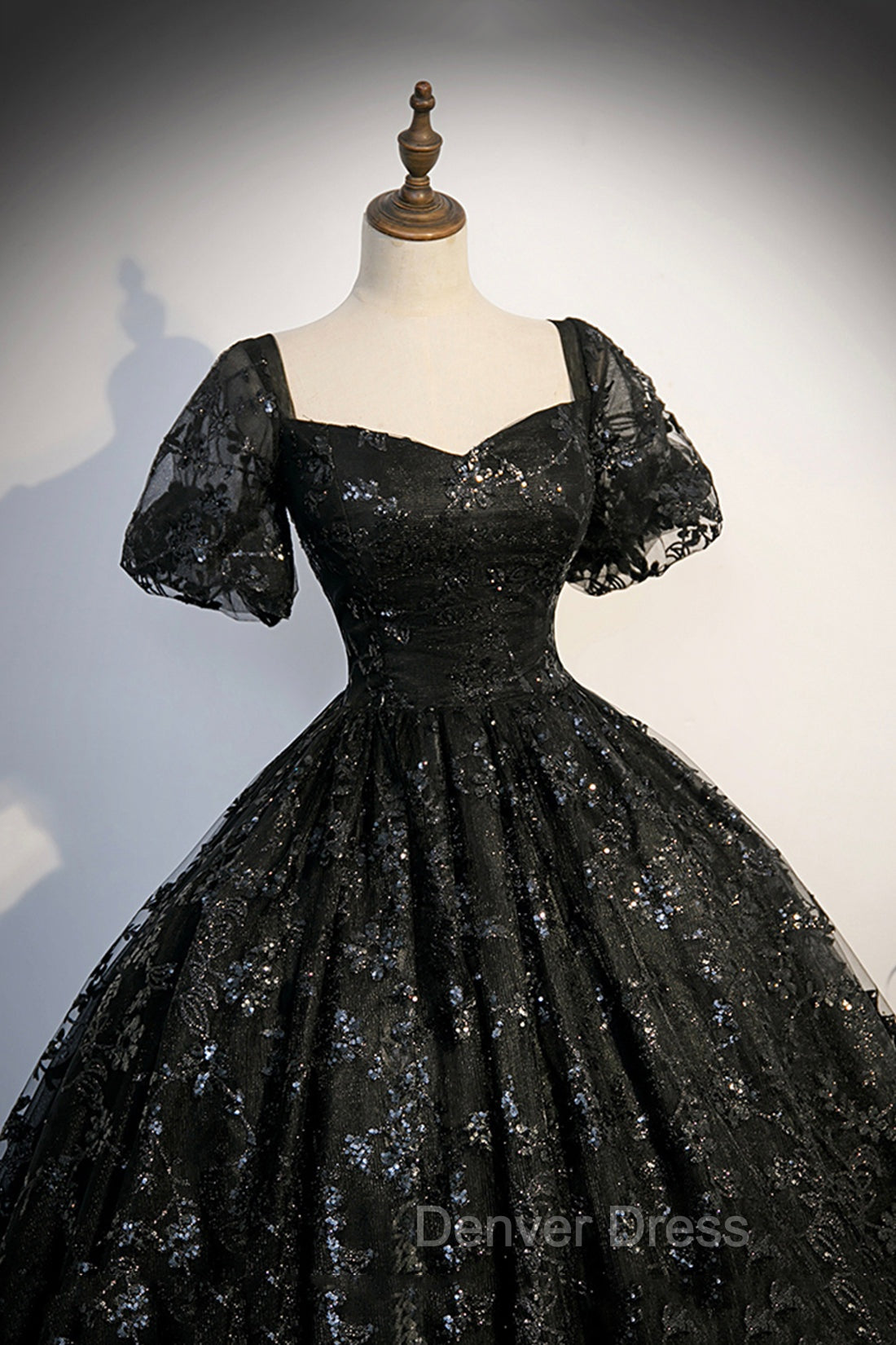 Black Tulle Sequins Long Prom Dresses, A Line Short Sleeve Prom Gowns
