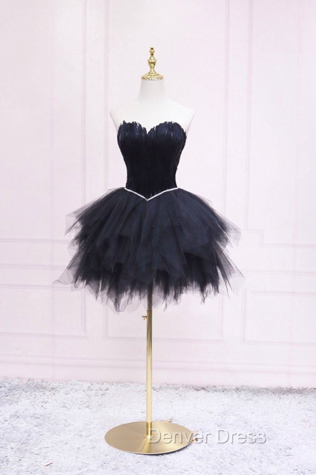 Black Tulle Short Prom Dresses with Feather, A-Line Sweetheart Neckline Party Dresses