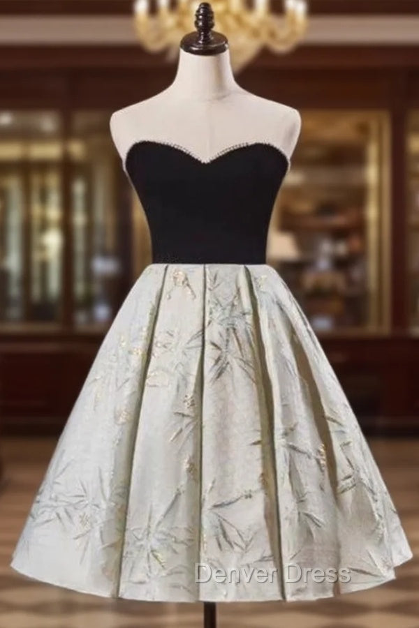 Black Velvet Strapless Pearls Homecoming Dresses Main image