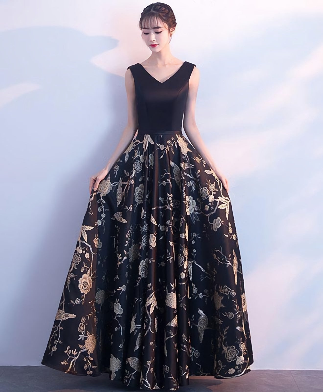 Black V Neck Floral Pattern Long Prom Dress