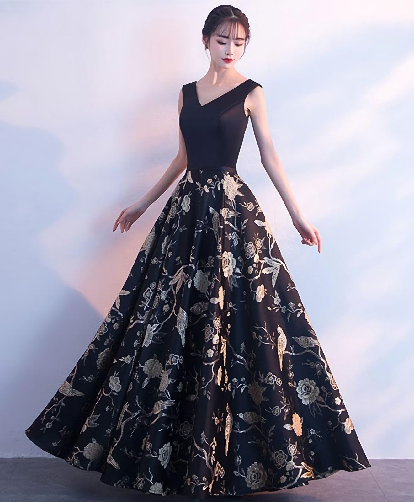 Black V Neck Floral Pattern Long Prom Dress