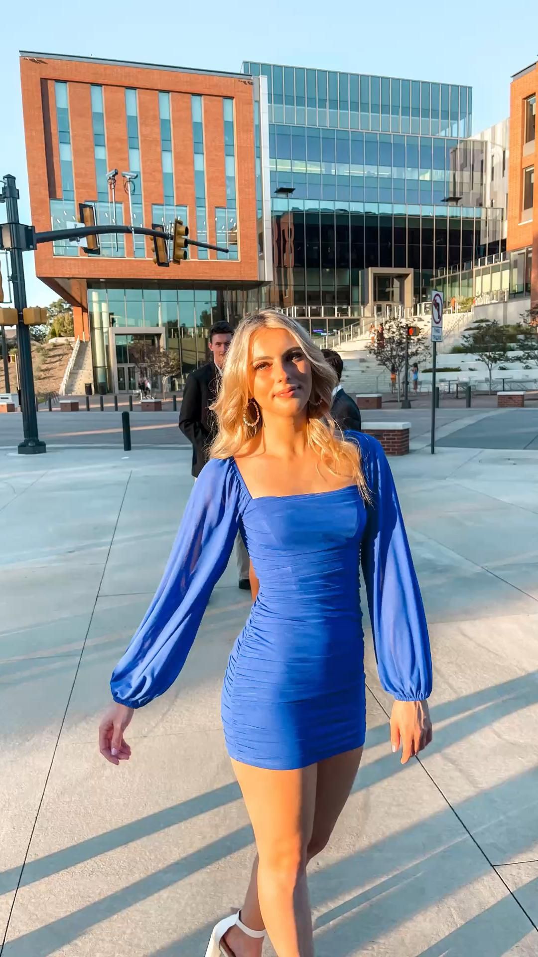 Blue Chiffon Long Sleeves Mini Homecoming Dresses Secondary image