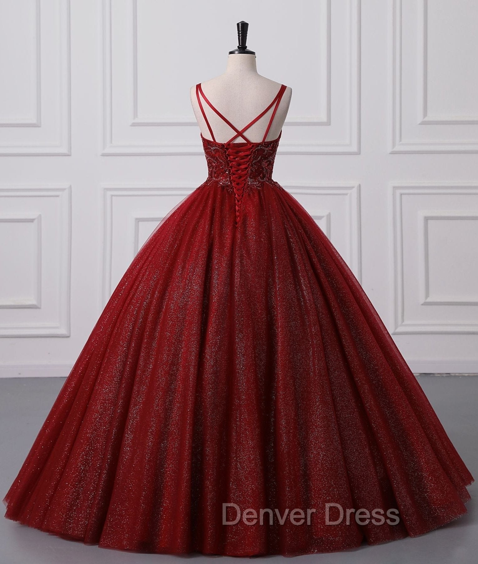 Burgundy Bling Tulle Ball gowns Long Prom Dresses with Embroidered Sequins