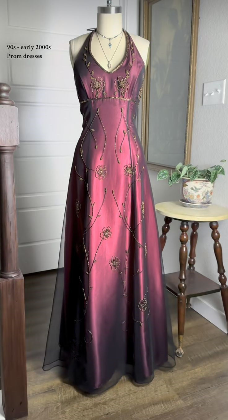 Vintage Fuchsia Halter-Neck A-Line Beaded Chiffon Long Prom Dresses Prom Gowns Main image