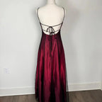 Burgundy Spaghetti Straps Exquisite Beaded Long Tulle Ball Gowns Prom Dress