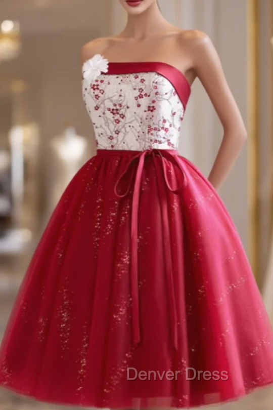 Burgundy Tulle Sequins Strapless Homecoming Dresses Main image