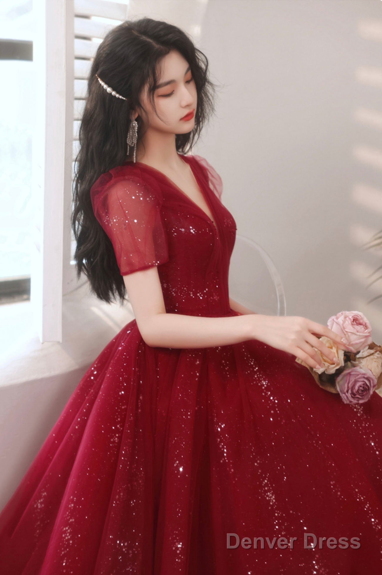 Burgundy V-Neck Tulle Short Prom Dress, A-Line Homecoming Prom Dresses