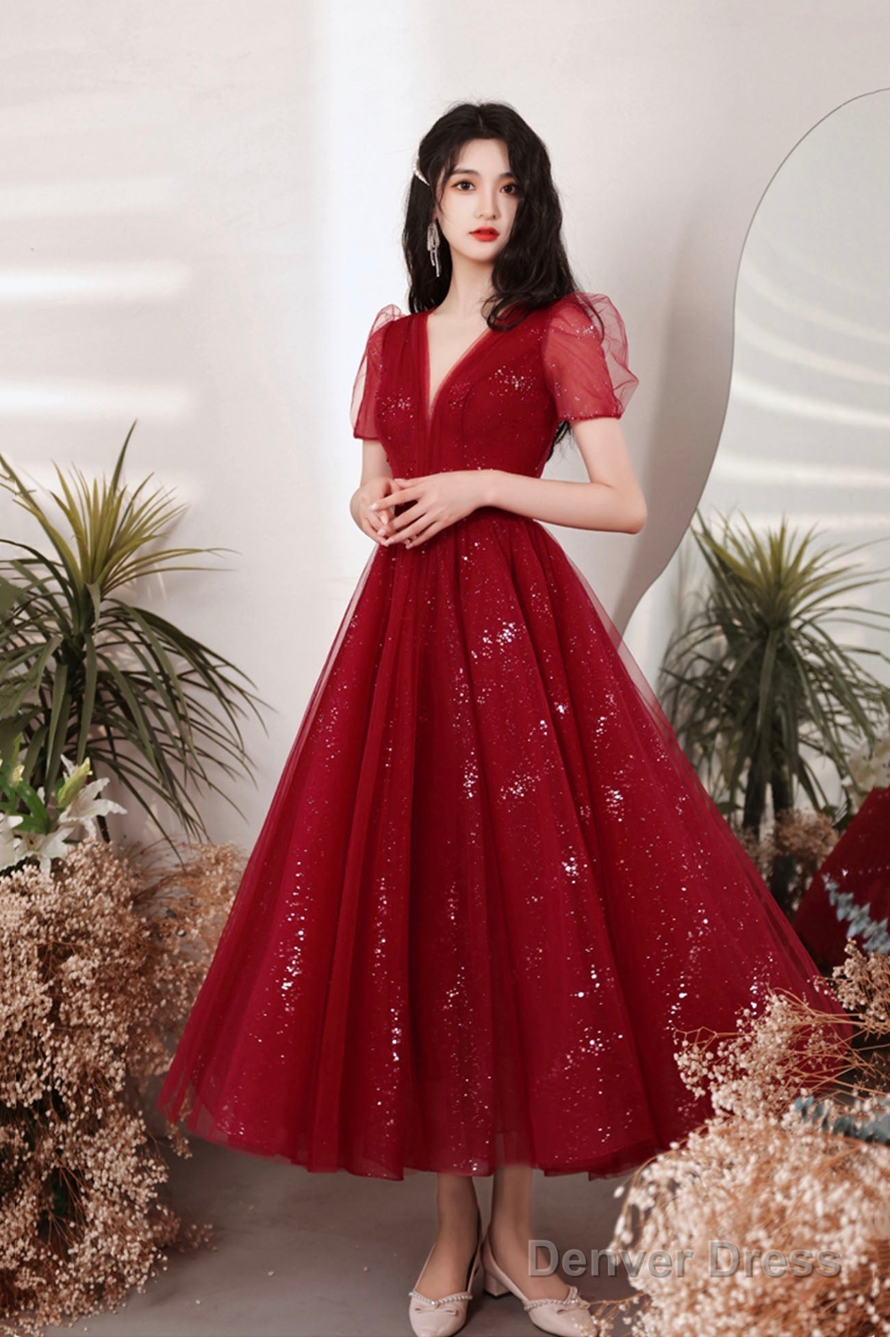 Burgundy V-Neck Tulle Short Prom Dress, A-Line Homecoming Prom Dresses