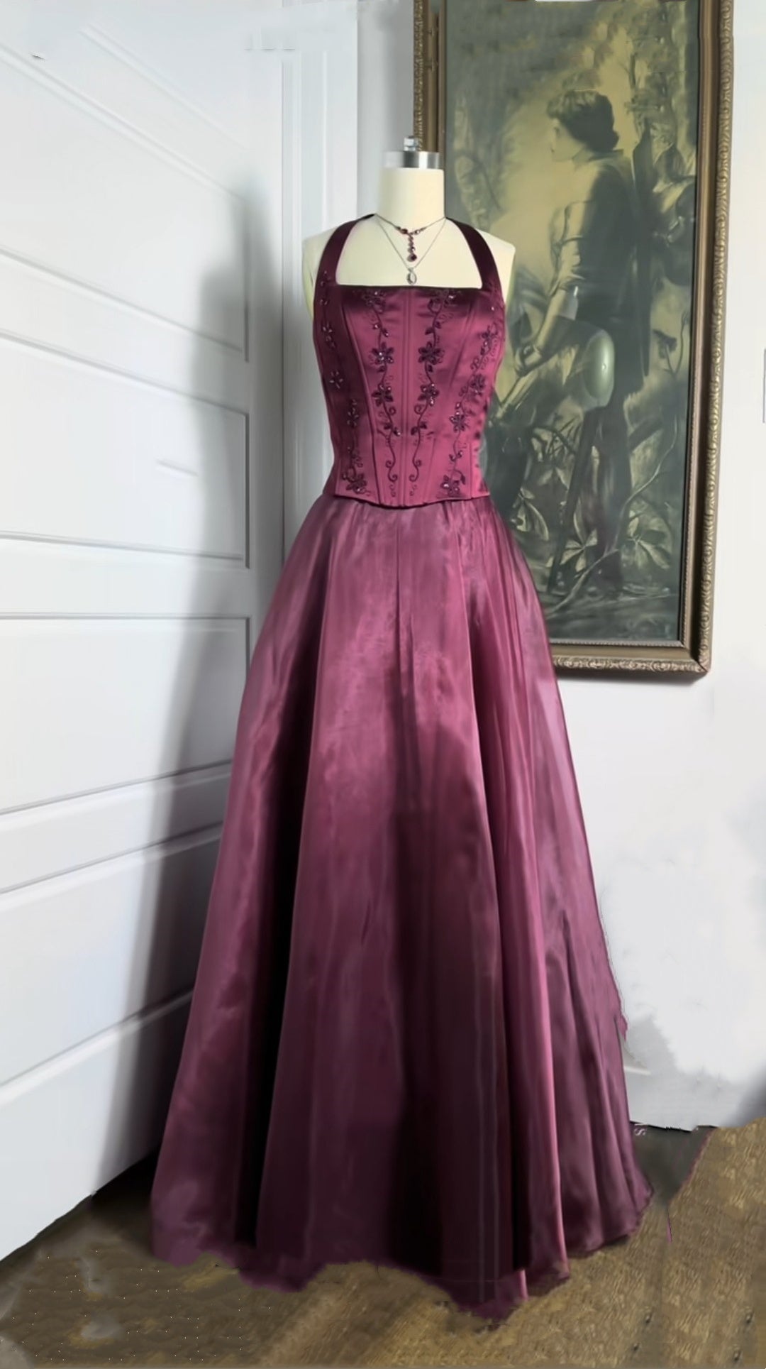 Burgundy Red Vintage Elegant Shiny Beaded Long Tulle Ball Gowns Prom Dress Main image